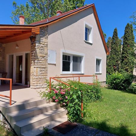 Schieszl Apartments Zamardi 4 Zewnętrze zdjęcie