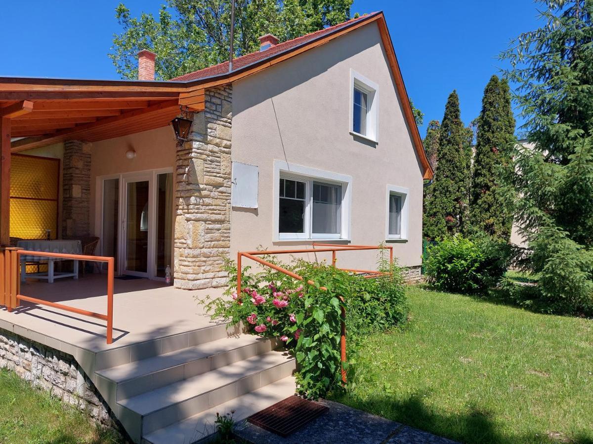 Schieszl Apartments Zamardi 4 Zewnętrze zdjęcie